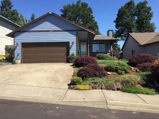 405 Hedin Ter, Gaston, OR 97119-7869