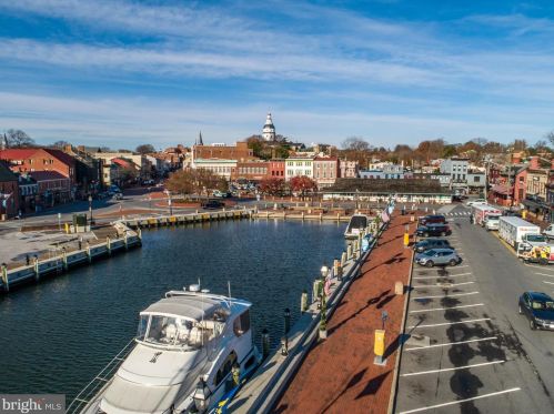 328 Dr, Severna Park MD 21146-2120 exterior