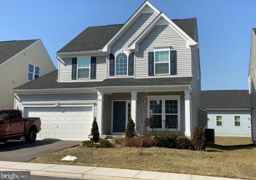 62 Sirocco Ct, Falling Waters, WV 25419-0019