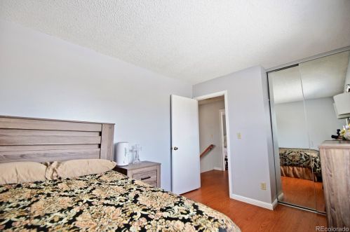 848 Naples Way, Aurora CO 80017-3170 exterior