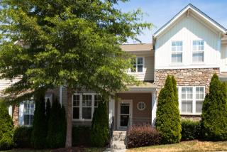 5927 Hourglass Ct, Raleigh, NC 27612-3083