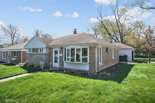 2255 Hawthorne Rd, Homewood, IL 60430-1112