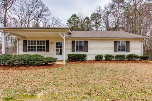 6834 Mark Turner Rd, Lithia Springs, GA 30122-1924