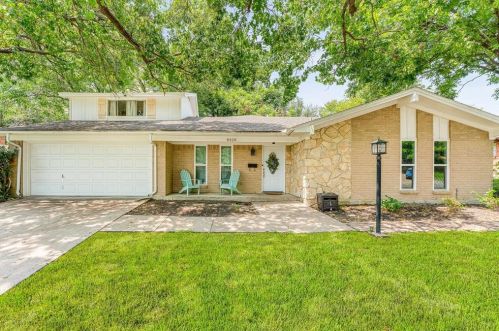 8428 Mojave Trl, Fort Worth, TX 76116-3322