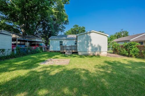 1210 Gilpin Ave, Dallas TX  75211-6019 exterior