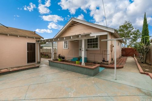 518 Rose St, Anaheim CA  92805-2118 exterior