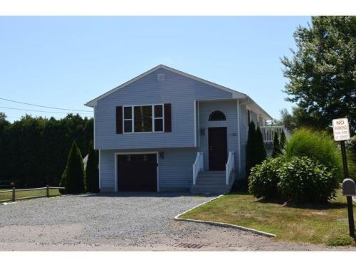 82 Angell Rd, South Kingstown, RI 02882-5112