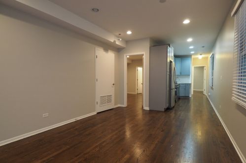 1442 Melrose St, Chicago, IL 60657-2116