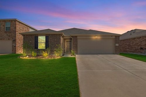 6112 Misty Breeze Dr, Fort Worth TX  76179-5343 exterior