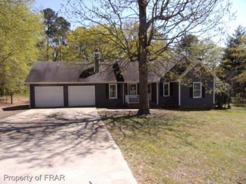 20 Clyde Ln, Cameron, NC 28326-8944