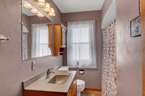 1202 Hoyt Ave, Saint Paul MN  55106-1131 exterior