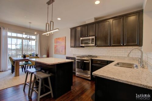 4109 Royal Mews Cir, Naperville IL  60564-7174 exterior