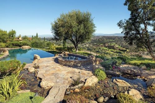 74 Golden Eagle, Irvine CA  92603-0309 exterior