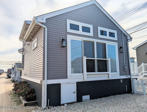 105 Amberjack Way, Lavallette, NJ 08735-1204