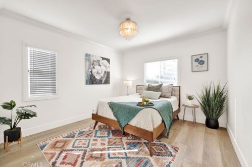 1755 Glenwood Rd, Glendale CA  91201-1543 exterior