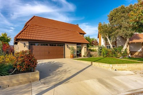 5199 Saratoga Ave, Cypress, CA 90630-4449