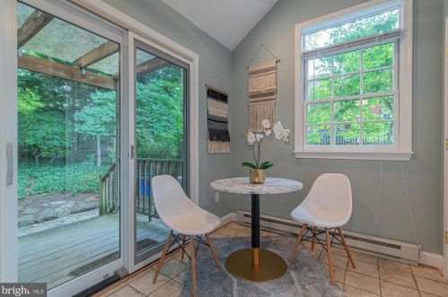 303 Melbourne Ave, Silver Spring MD 20901-2818 exterior