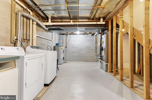 84 Kennedy Dr, Severna Park MD 21146-3007 exterior