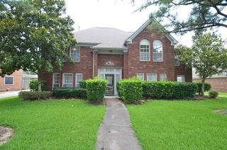 3911 Saint Michaels Ct, Sugar Land TX  77479-2927 exterior