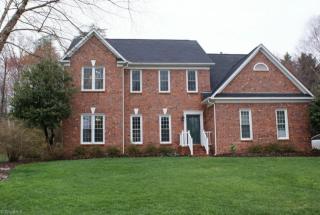 6210 Brook Shadow Dr, Greensboro, NC 27410-8370