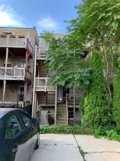 1442 Chestnut St, Chicago IL  60642-2908 exterior