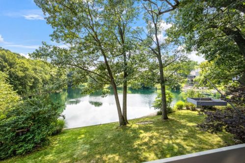804 Brandonbury Dr, Valpo, IN 46383-1437