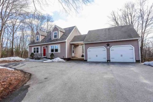 45 Lena Ln, Chichester, NH 03234-4003