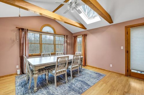 23 Treeland Rd, Huntington CT  06484-2730 exterior