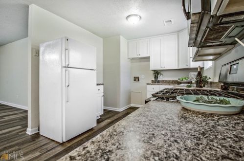55 Pinehurst Dr, Stockbridge GA  30281-3844 exterior