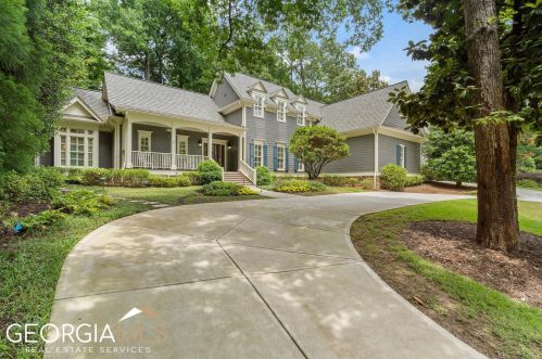 2990 Margaret Mitchell Dr, Atlanta GA  30327-1708 exterior