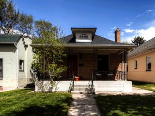 1644 Monroe St, Denver, CO 80206-1827