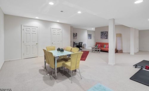 5 Poplar Ct, Dover NJ  07869-2429 exterior