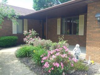 2513 Longwood Dr, Springfield, IL 62704-5906