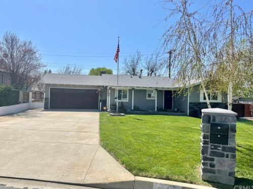 34939 Comberton St, Yucaipa, CA 92399-2816