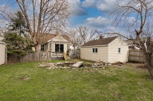 1127 Flandrau St, Saint Paul MN  55106-2913 exterior