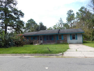 1400 Shanna Dr, Tifton, GA 31794-9505