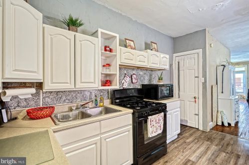 318 Hawthorne St, York PA 17404-3154 exterior