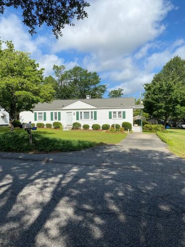 267 Mallard Dr, Barnwell, SC 29812-1587