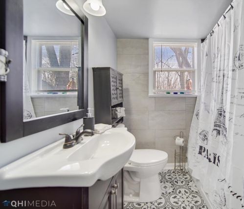 7215 Catherine, Gary IN 46410-3636 exterior