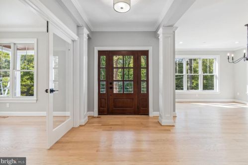 9111 Sligo Crk Pkwy, Silver Spring MD 20901-3361 exterior