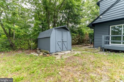 15 Sepulga Dr, Browns Mills, NJ 08015-6506