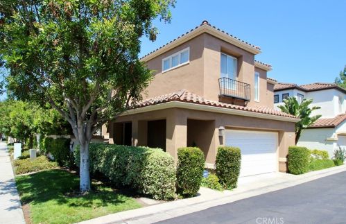 25 Del Cambrea, Irvine, CA 92606-8812