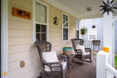 1254 Avondale Ave, Atlanta GA  30312-3846 exterior