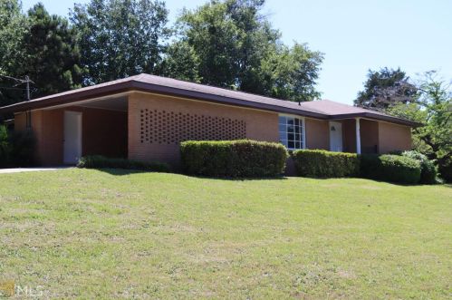 610 Todd Cir, Warner Robins, GA 31088-8202
