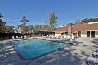 1660 Old Trolley Rd, Summerville SC  29485-8279 exterior