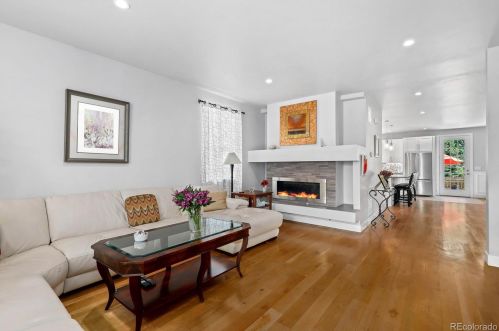 2642 Irving St, Denver, CO 80219-5829