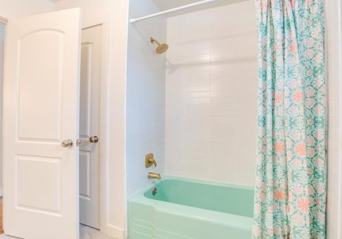 6486 Crestmore Rd, Fort Worth TX  76116-7323 exterior