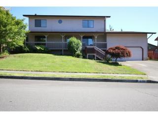 2130 16th St, Damascus, OR 97030