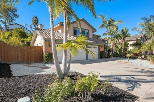1309 Darwin Dr, Oceanside, CA 92056-6608