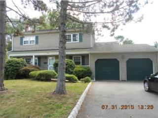 673 New Durham Rd, Metuchen, NJ 08840-1739
